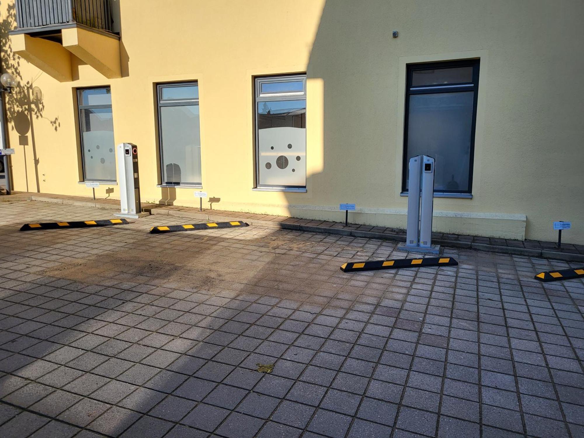 Hotel Postbauer-Heng, E-Mobilitaet, Ladestationen Fuer Elektroautos Eksteriør billede