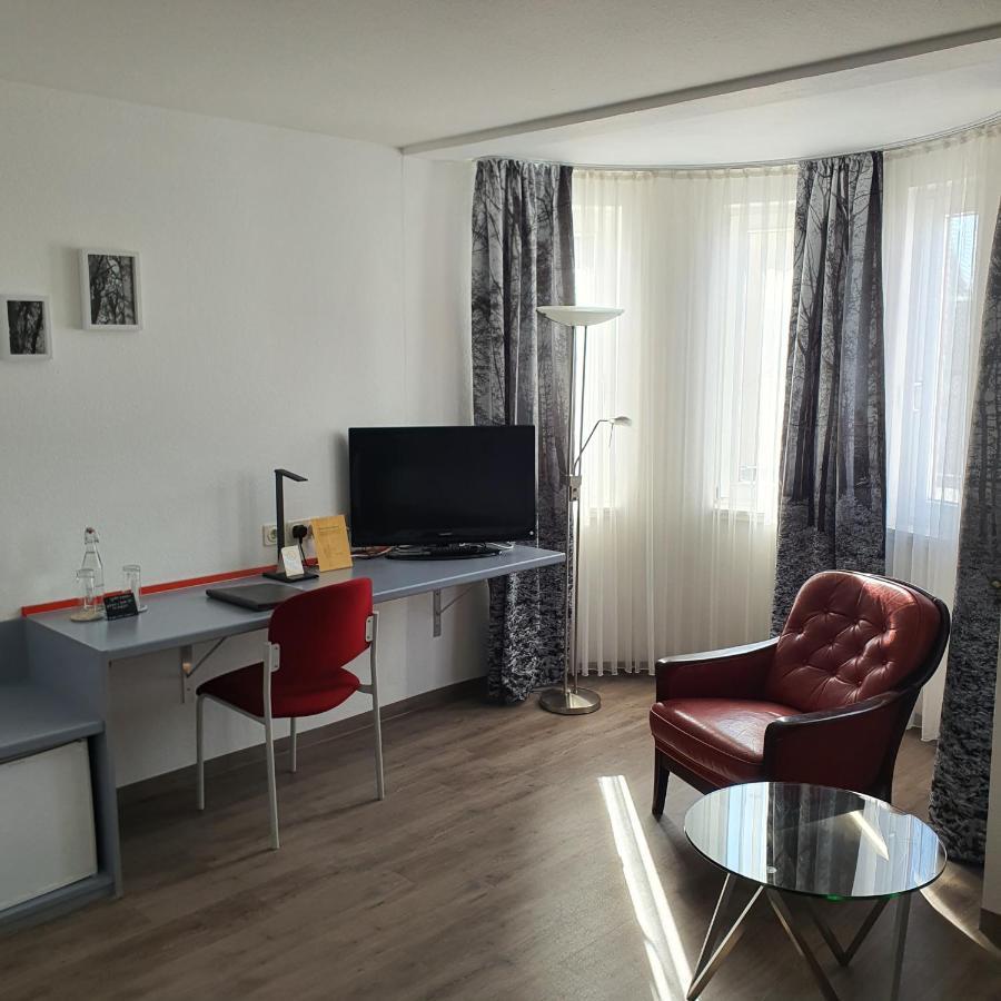 Hotel Postbauer-Heng, E-Mobilitaet, Ladestationen Fuer Elektroautos Eksteriør billede